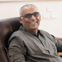 Author Desikamani